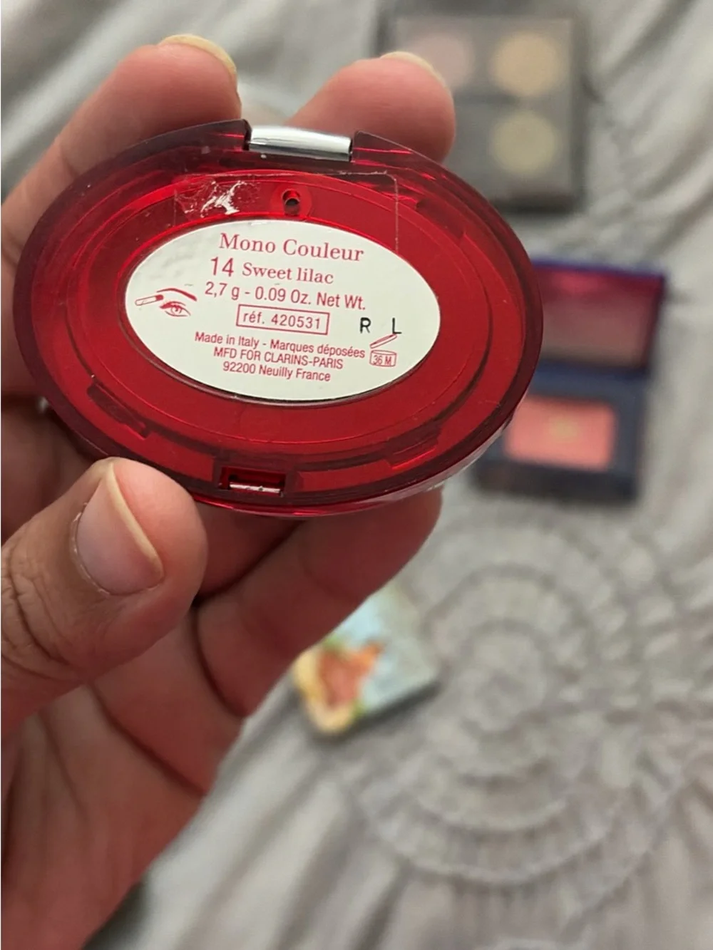 Benefit luv it